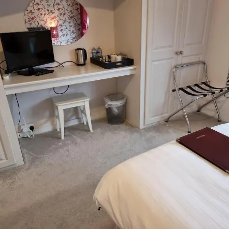 Denham Guest House-3