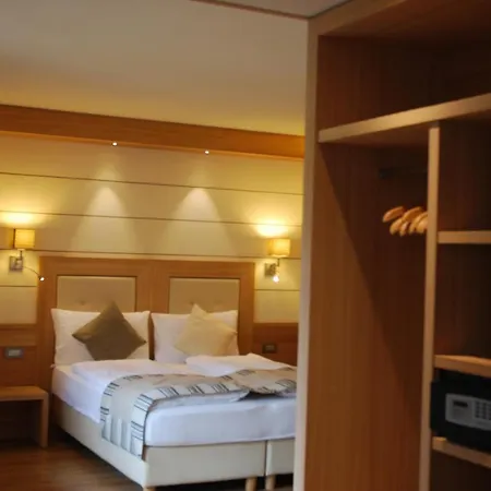 Hotel Bondi-2