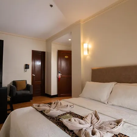 West Loch Park Hotel Vigan-2