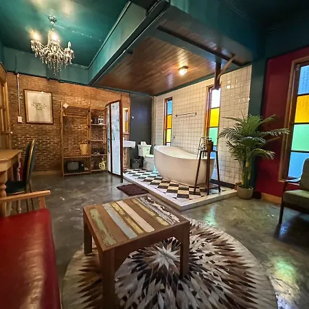 T-House Bkk 2Floors Near Bts With Swimming Pool And Free Wifi-2
