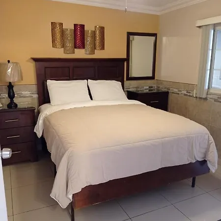 Suites Leon Rojo-2