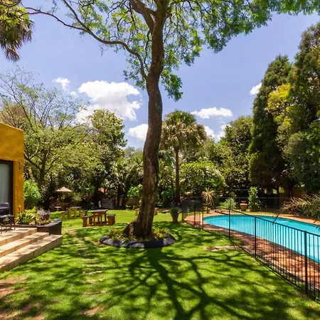 Linden Guest House-3