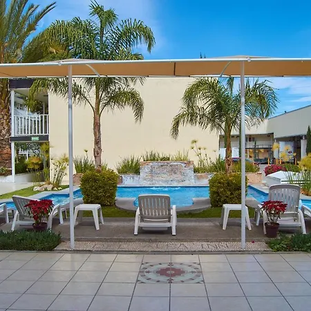 Hotel Del Alba Inn & Suites-2