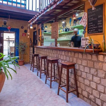Sakaroule B&B-3