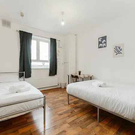 Upton Park Bedrooms 25 Min To Central London-2
