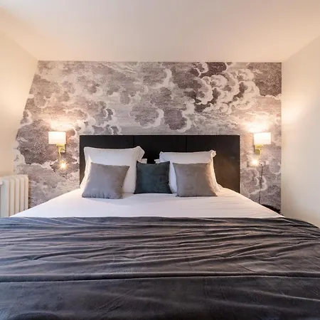 Hotel Echappee En Baie - Chambres Climatisees -Parking Prive Gratuit Dont Forfaits Bornes Electriques Reservable-3