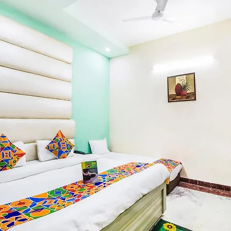 Fabhotel Plus Maniram Palace-2
