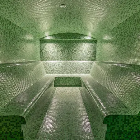 Hermanns Hotel & Spa Sibiu-3
