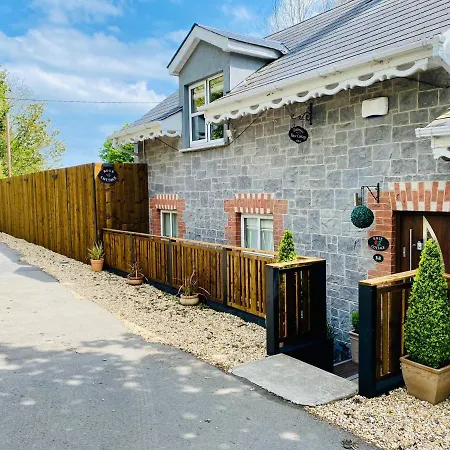 Rose Cottage B&B-2