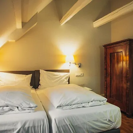 Weinhotel Eltvinum-3