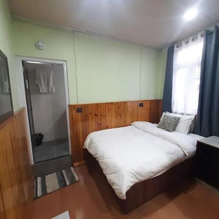 Kanari B&B-3