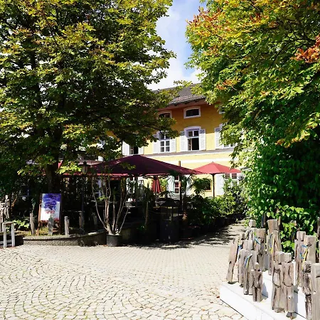 Hotel Endorfer Hof-3