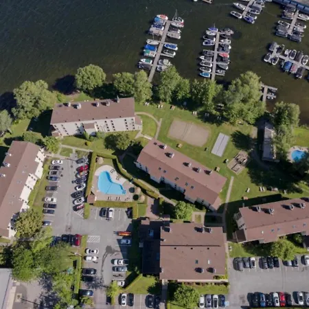 Magog Waterfront Studio 106-3