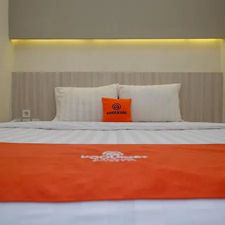 Koolkost Syariah At Ir Soekarno Solo Baru-2
