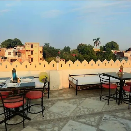 Hotel Janak Niwas-2