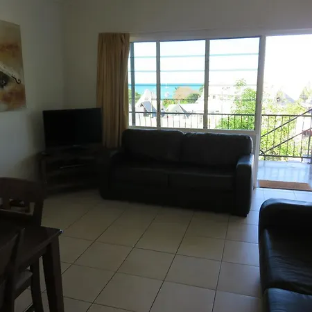 Airlie Beach Apartments-2