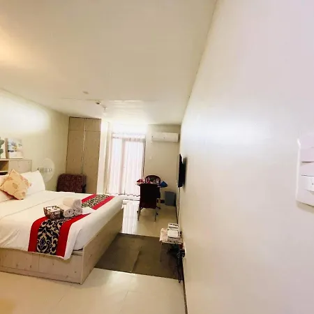 Saekyung Looc Condominium Lapu Lapu Cebu With Balcony-2