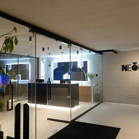 Neoma-2