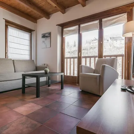Apartamentos SNÖ Mont Romies Unhola-3