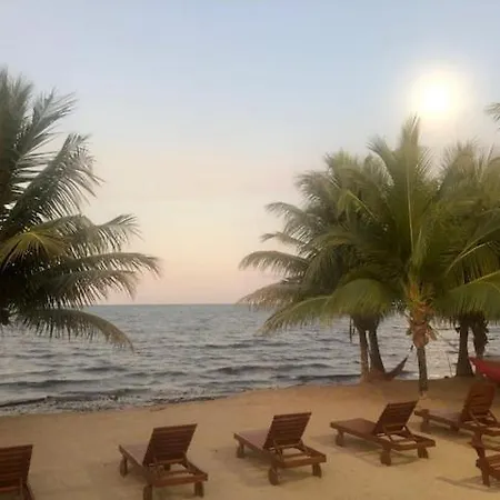 The White Horse Inn - Hopkins Village Beach Belize-3
