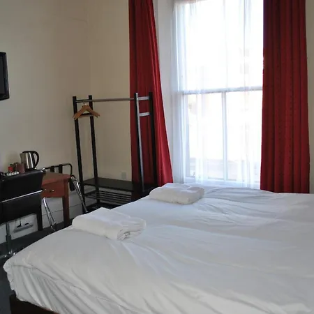 Town House Rooms-3
