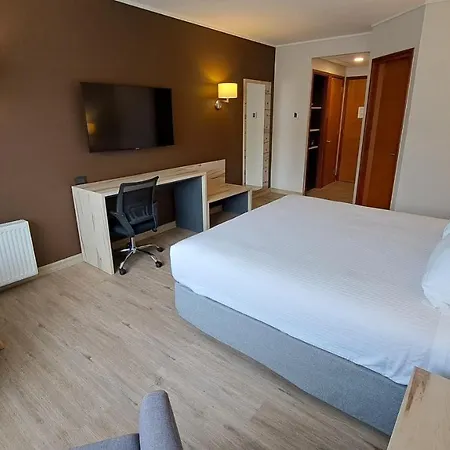Hotel Diego De Almagro Castro-3