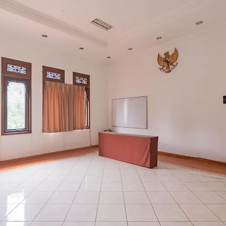 OYO 2706 Hotel Lodaya Syariah-2
