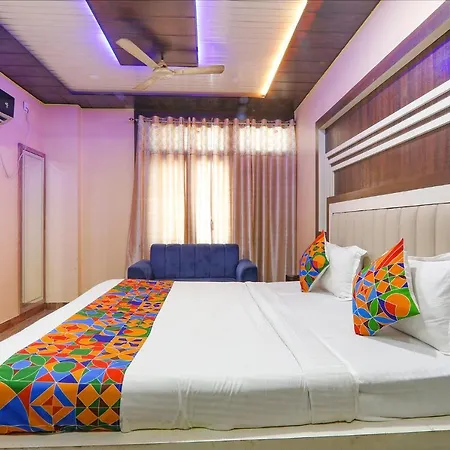 Fabhotel Saumendra-2
