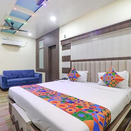 Fabhotel Saumendra-3