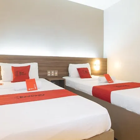 Reddoorz At V Plaza Hotel Manila-3