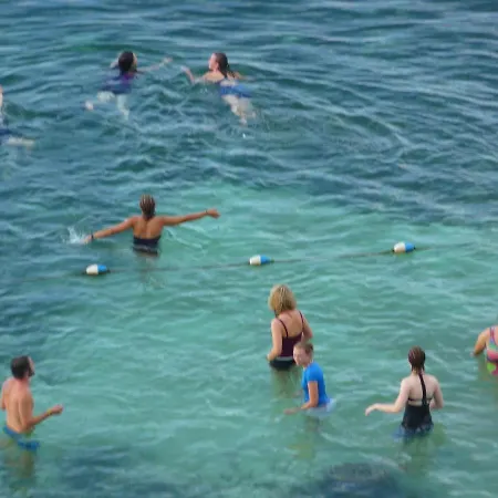 Moxons Beach Club-2
