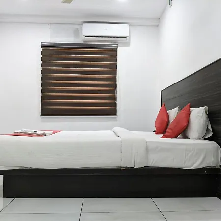 Kings Fort Rooms Thrippunithura-2