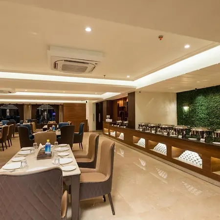 Grand Luxotica By Dls Hotels-3