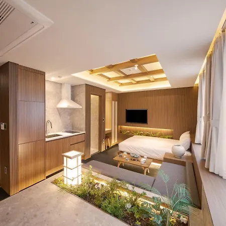 Uh Suite The Myeongdong-2