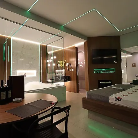 A2 Motel-2