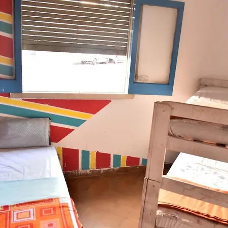 Hostel Joven Casa Reggae-3