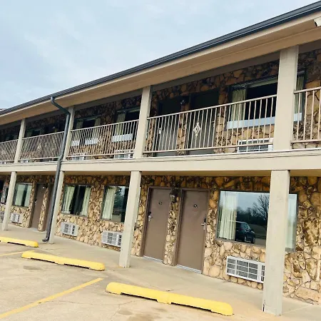 Cattle Country Lodge-3