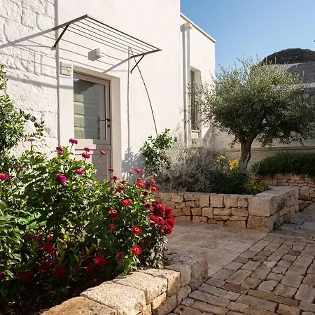 Trulli In Corte-2