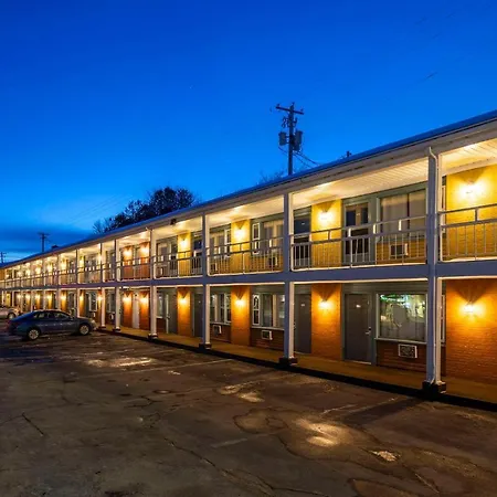 Econo Lodge Miramichi-3