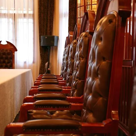 Mansion Hotel-2