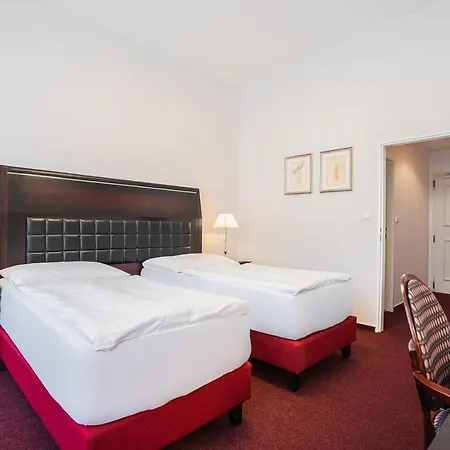 Ea Hotel Tosca-3