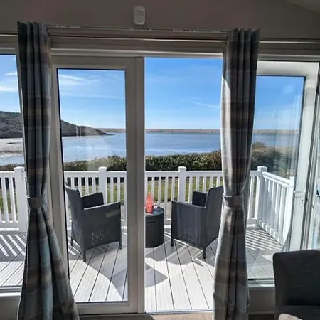 Location Location Beautiful Modern Frontline Caravan Haven Littlesea Weymouth-2