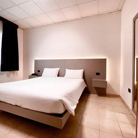 Hotel Leonardo-2