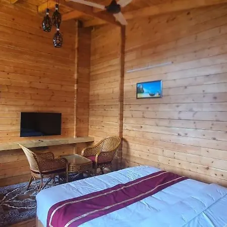 Noor Garden - wood cabins-3