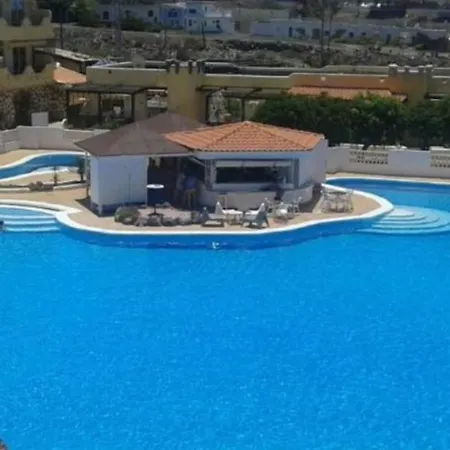 Marina Palace-3