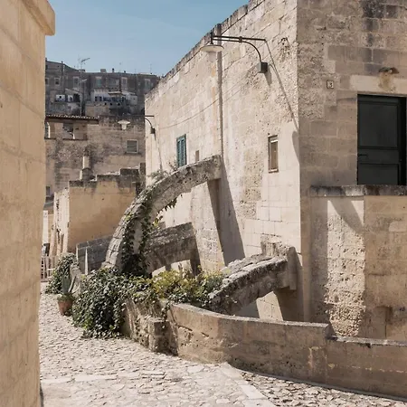 Il Vicinato, Casa Vacanza Immersa Nel Cuore Dei Sassi-2