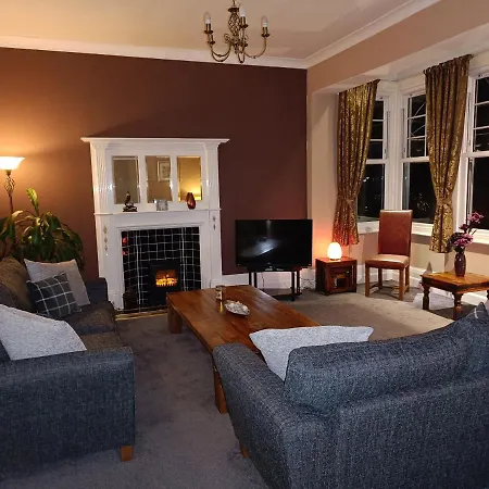 Kingsholm Guest House-2