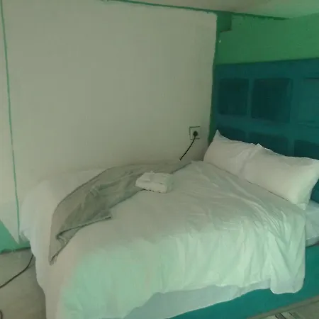 Khanyisile Guest House-2