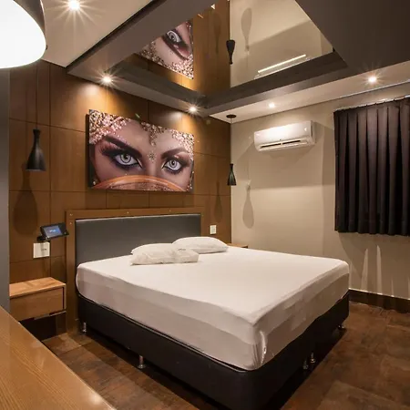 Opium Motel (Adults Only)-2