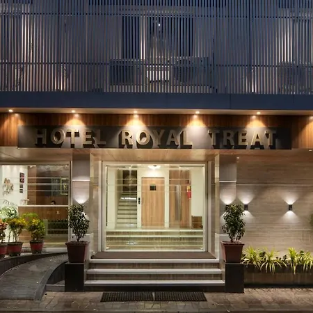 Hotel Royal Treat Surat-3
